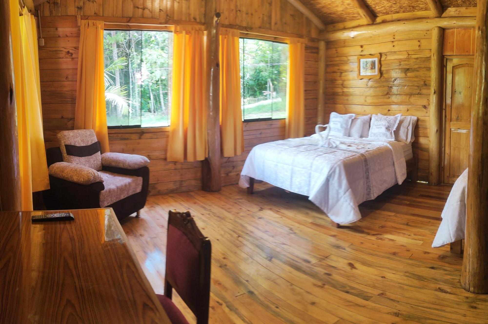 Hassinger Ranch Cabanas Oxapampa Rom bilde