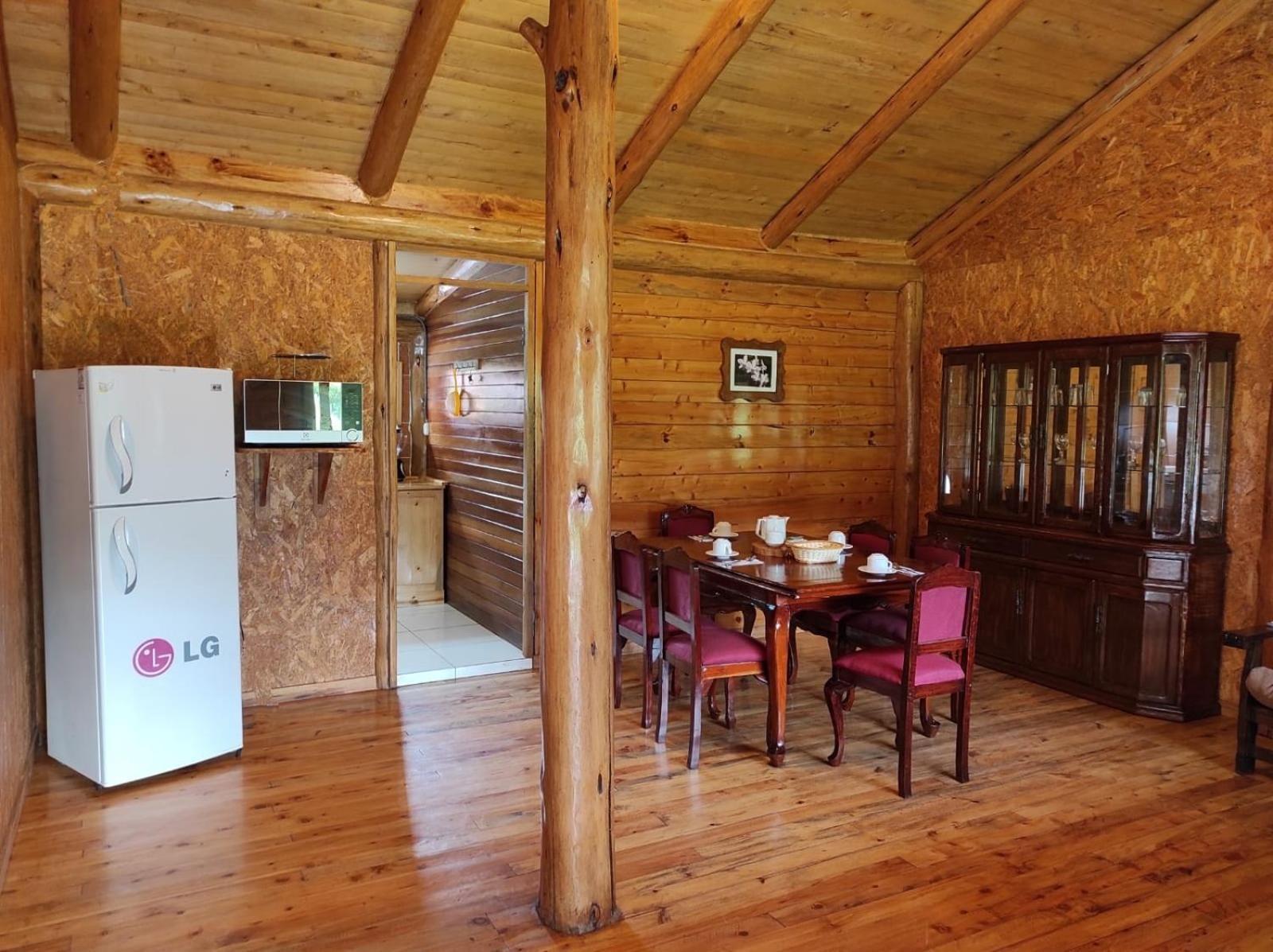 Hassinger Ranch Cabanas Oxapampa Rom bilde